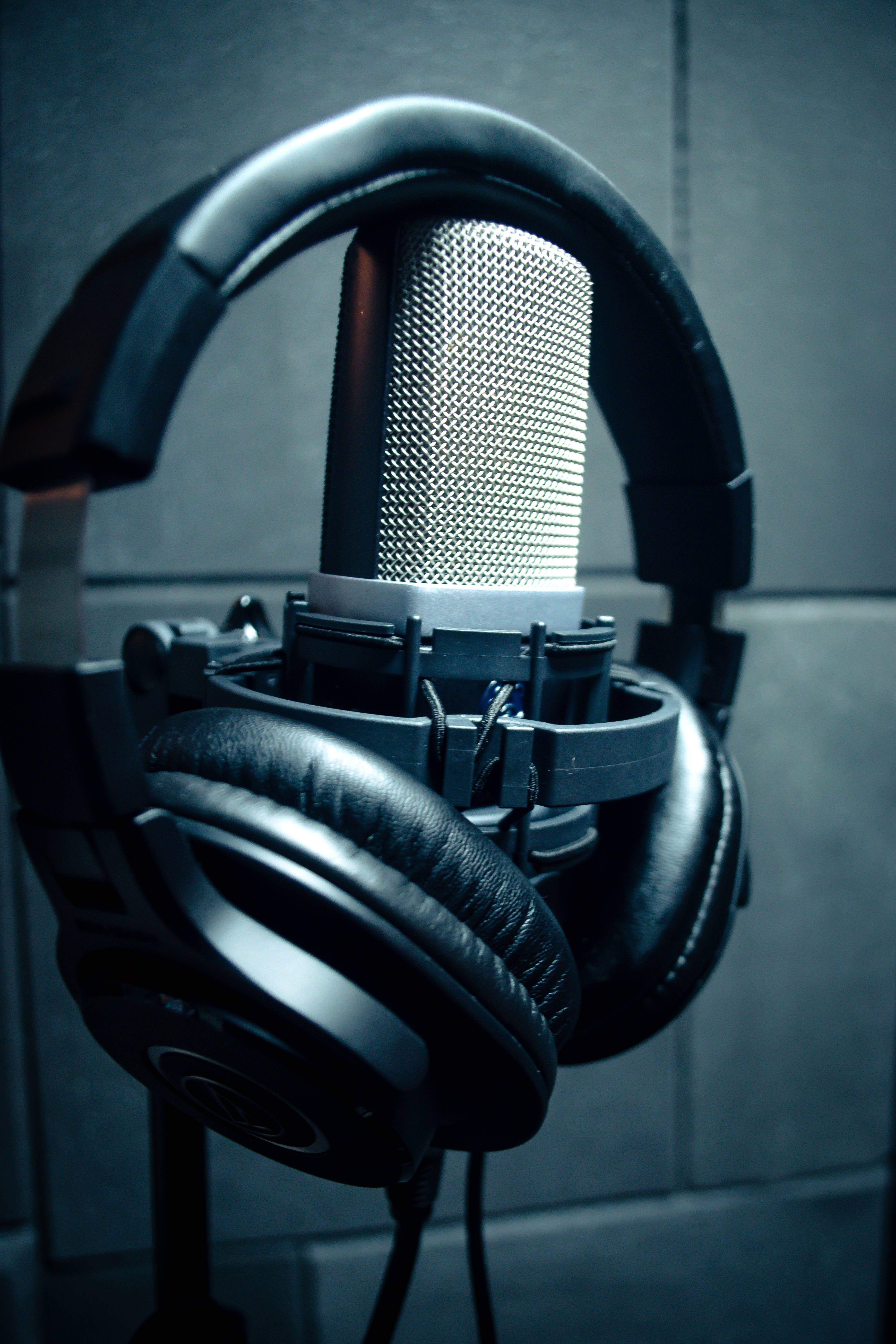 <i>Audio</i>